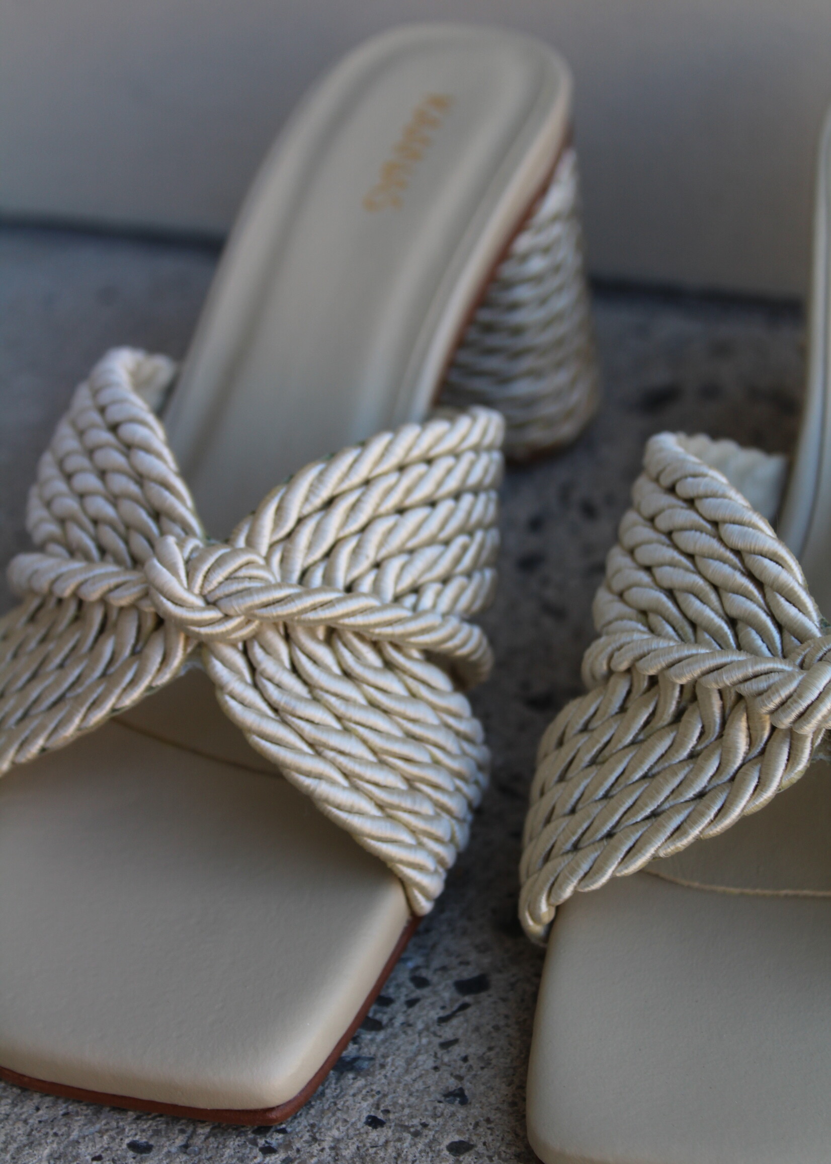 Oat Myla Block Heel