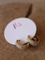 Chantel Hoops
