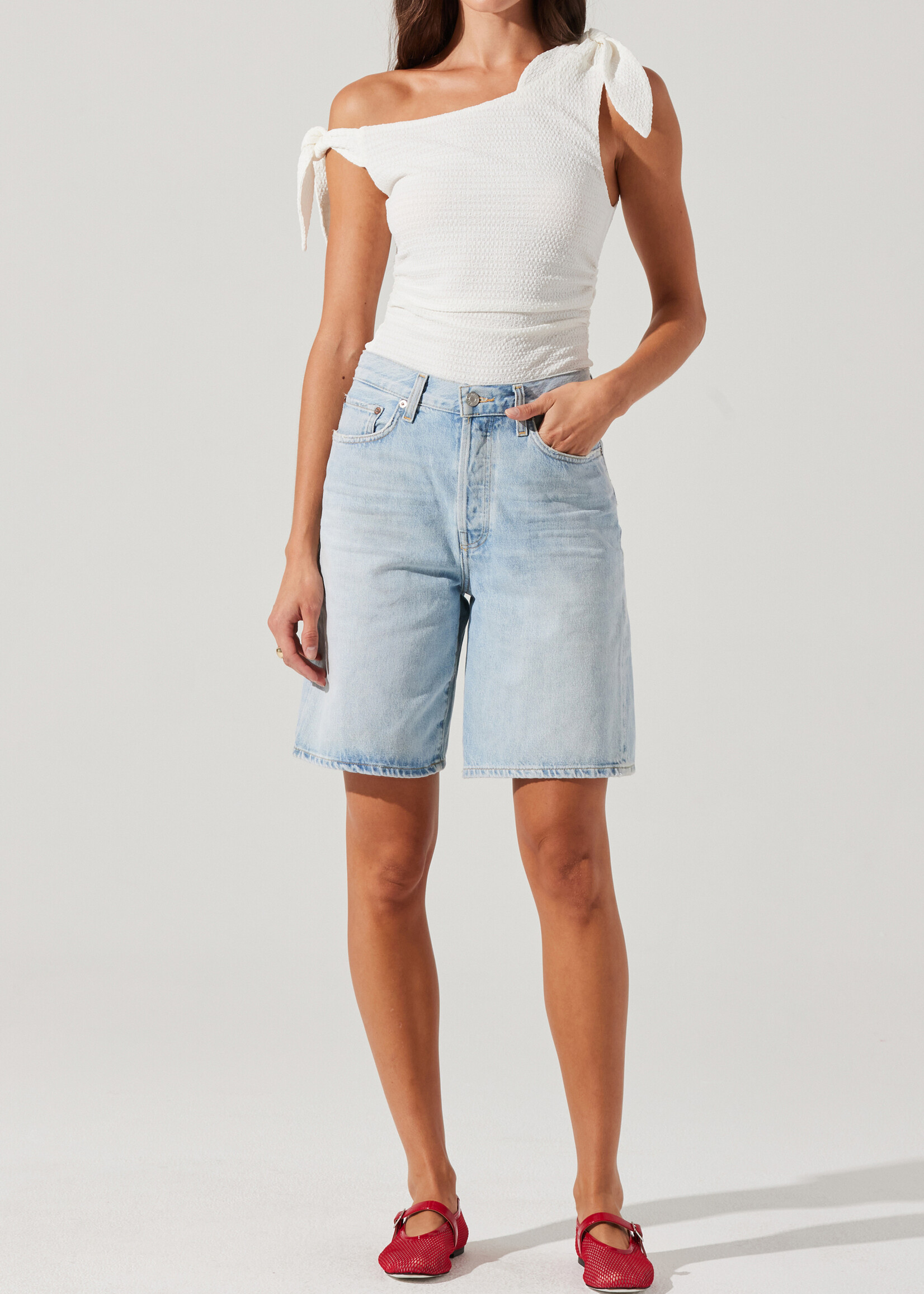 ASTR The Label White Lora Top