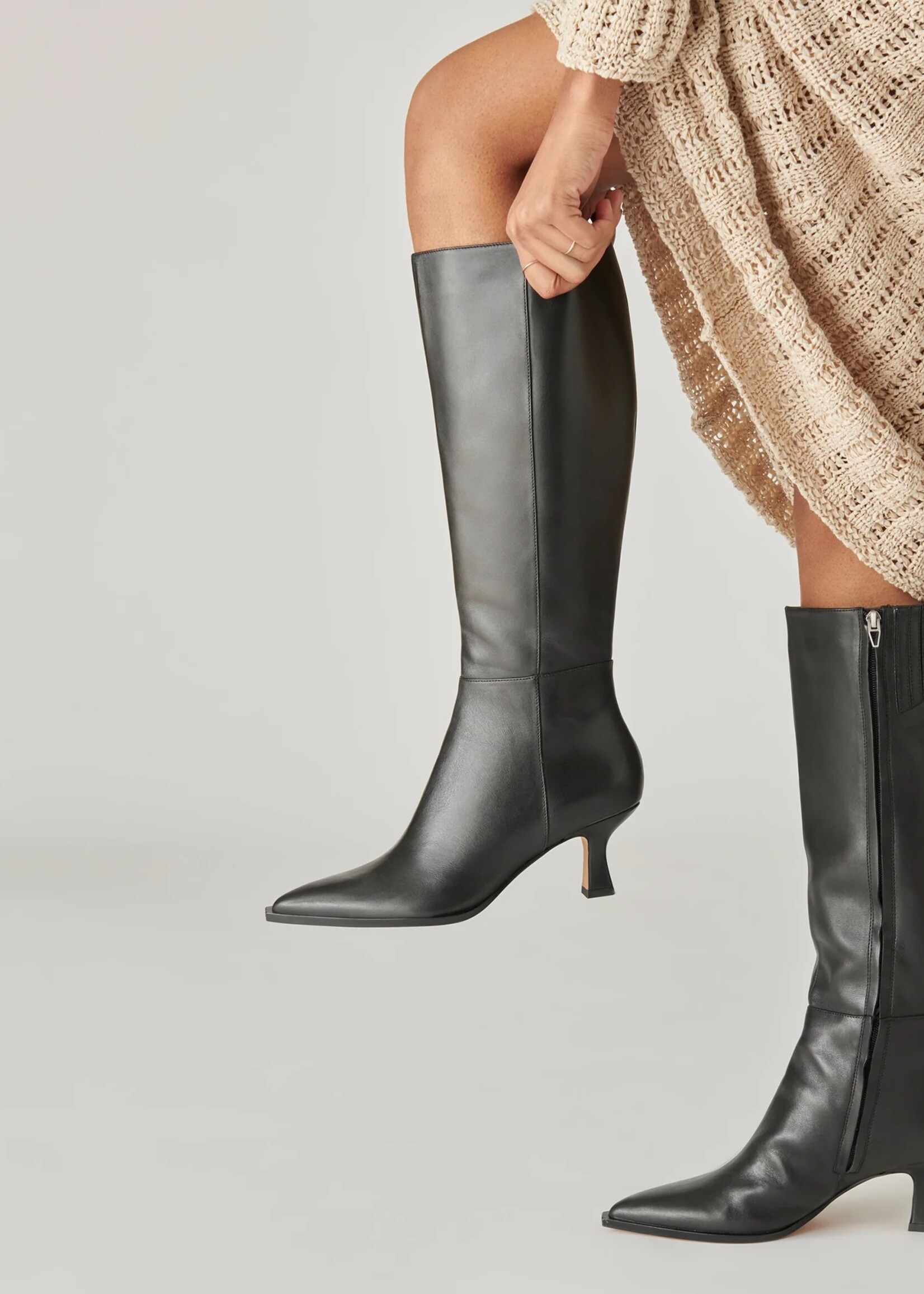 Auggie Black Boot