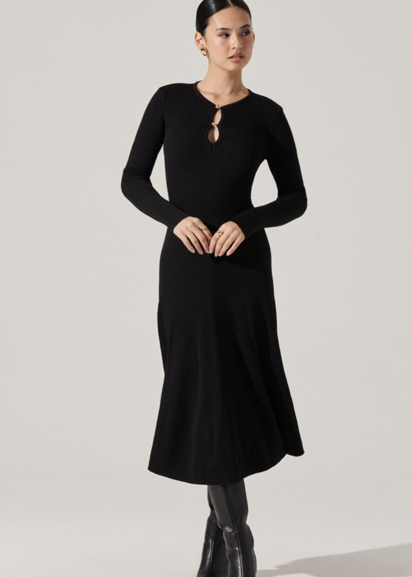 ASTR The Label Fallyn Sweater Dress