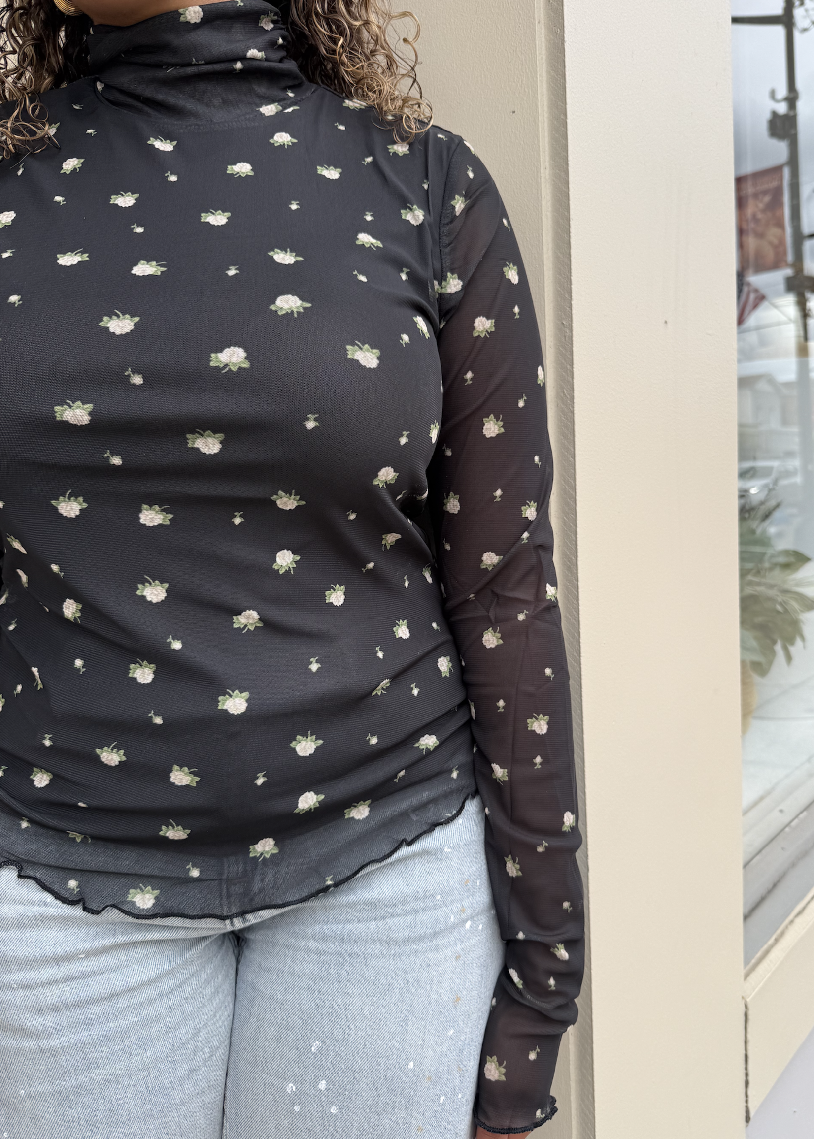 Heartloom Onyx Gia Top
