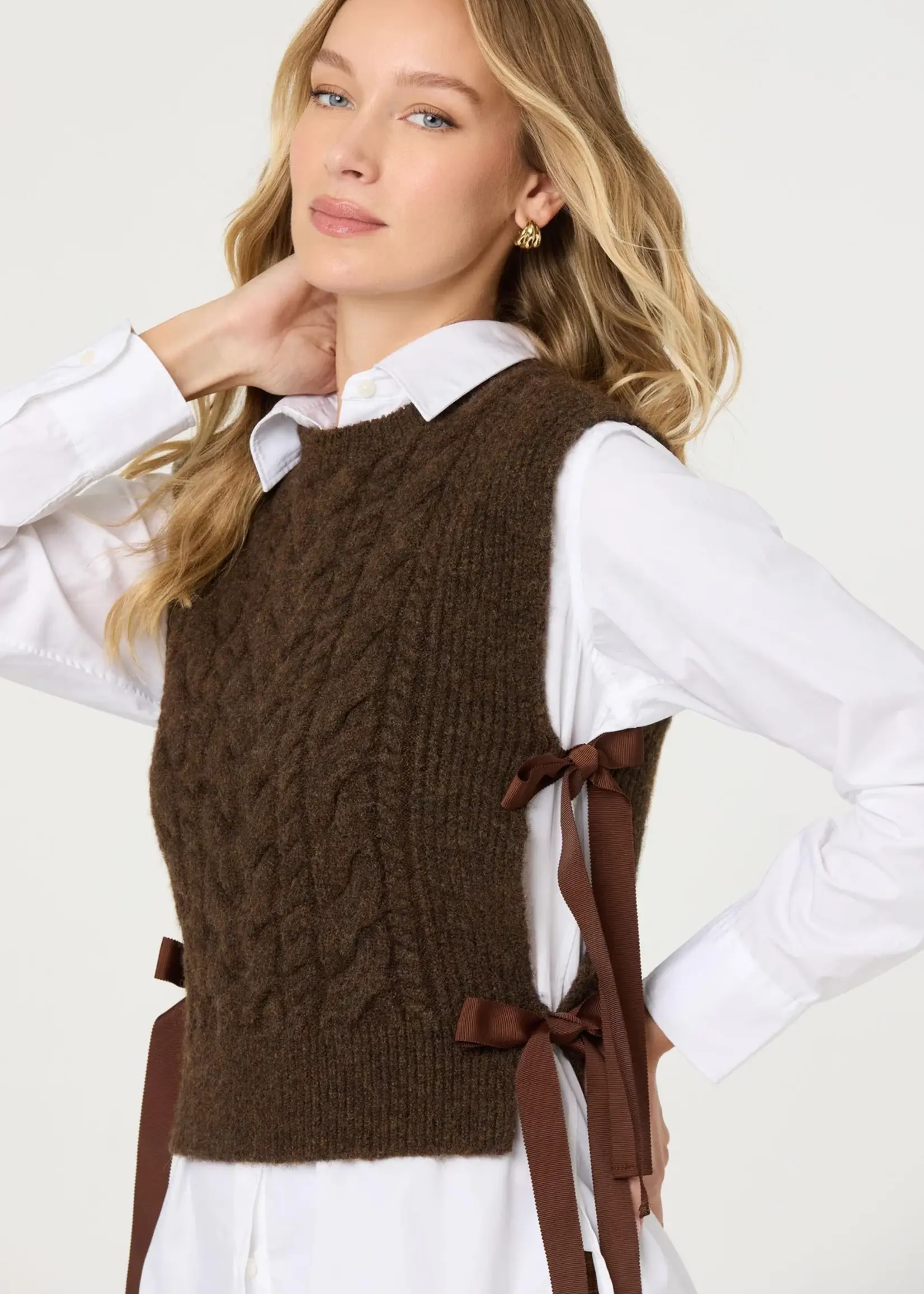 ASTR The Label Brown Sweater Vest