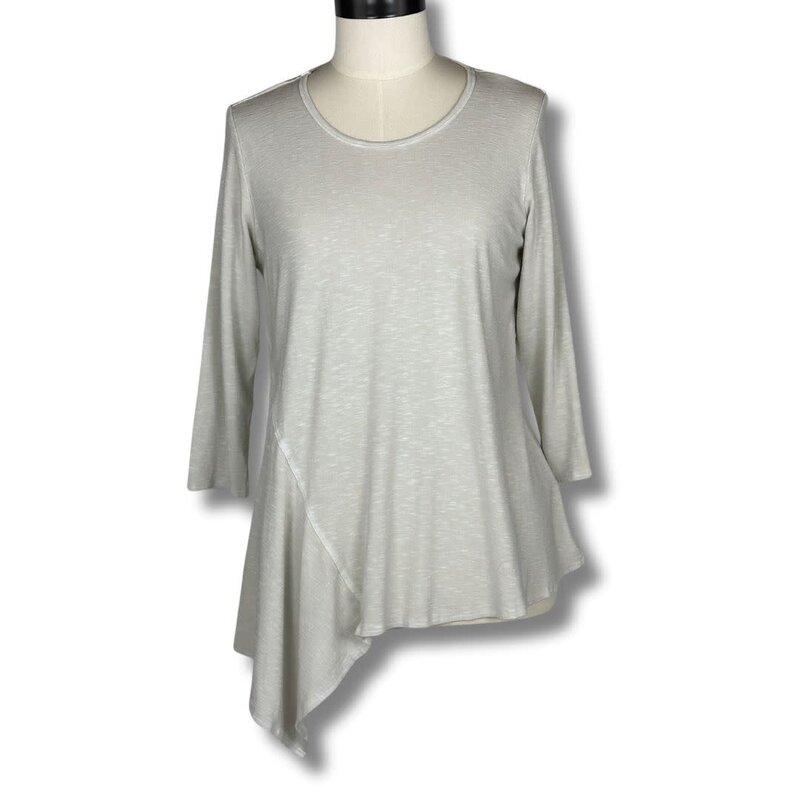 Heartstring 3/4 Sleeve Swing Top