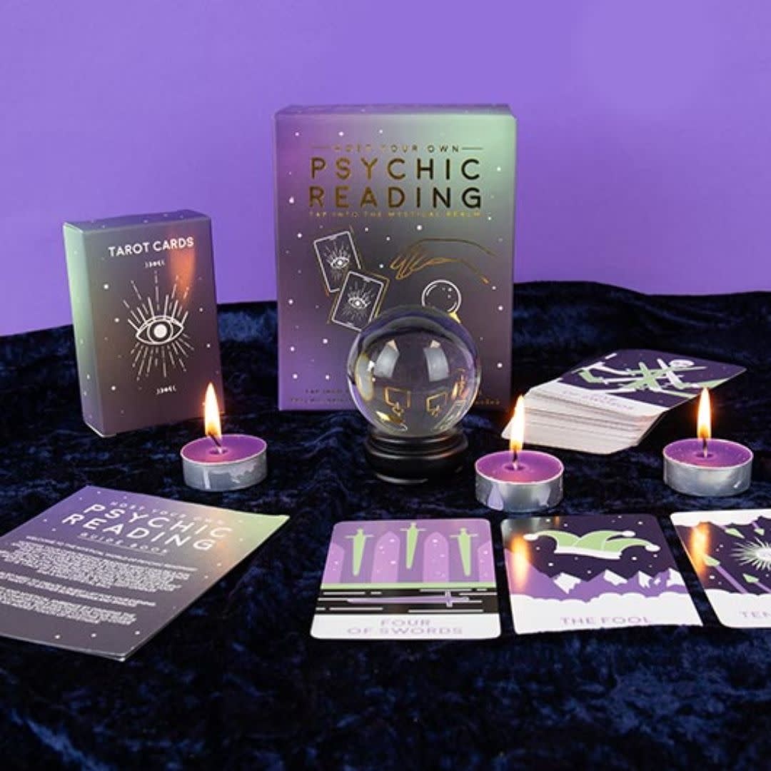 Gift Republic Host Your Own  Psychic Reading