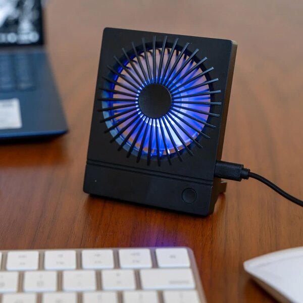 Kikkerland Rechargeable Slim Fan