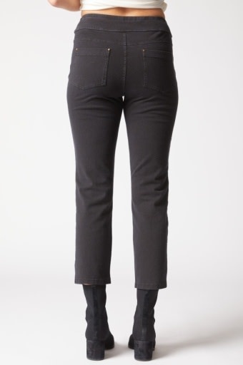 Habitat Clothes to Live In Stonewash Cotton Knit Capri Jean