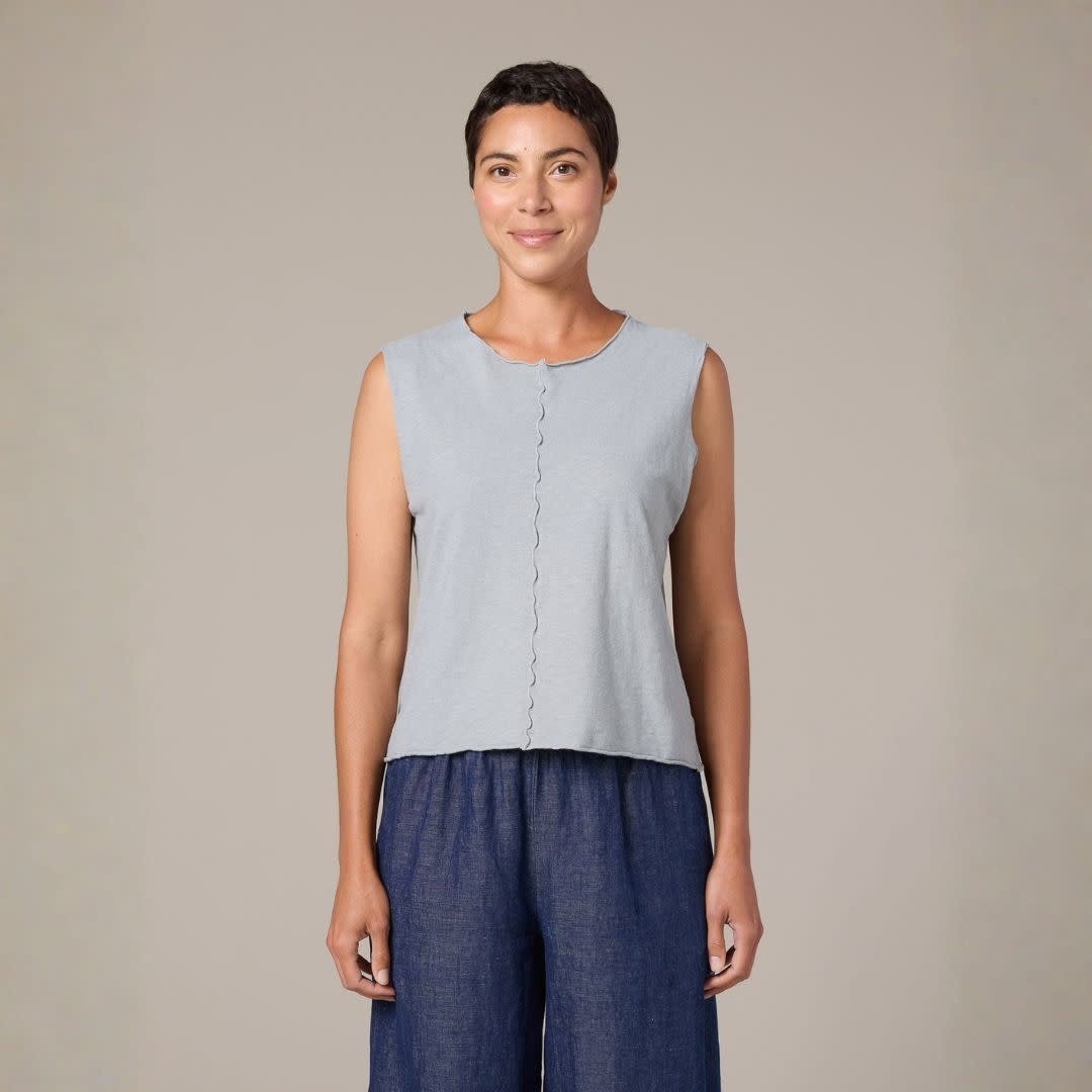 Cut Loose Seamed Shell