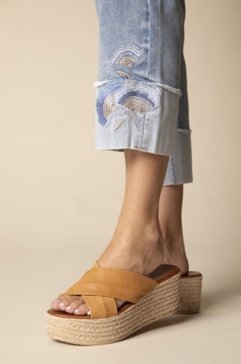 Habitat Clothes to Live In Stretch Denim Embroid Cuff Capri