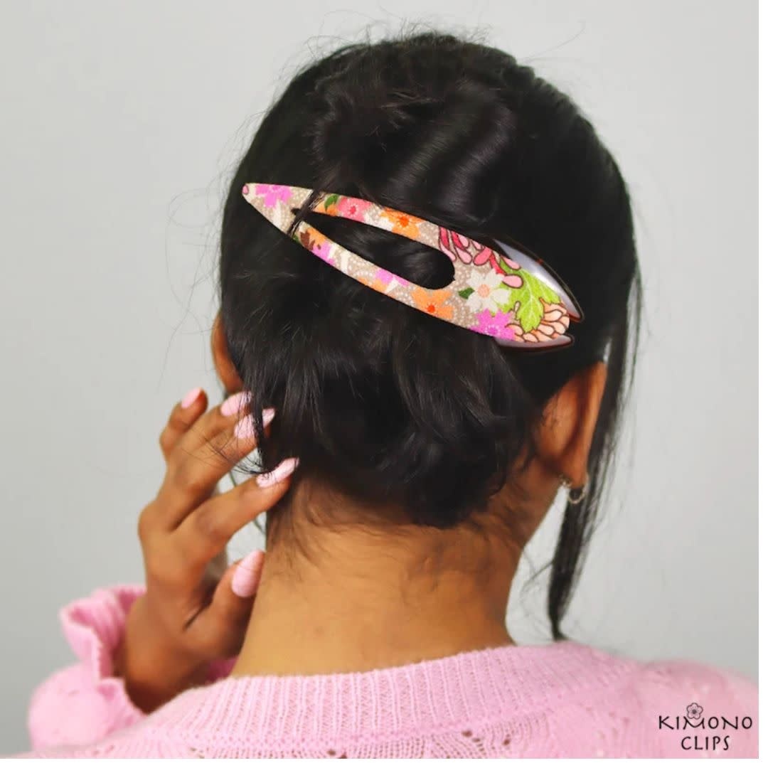 Annie Loto Large Kimono Arch Clip
