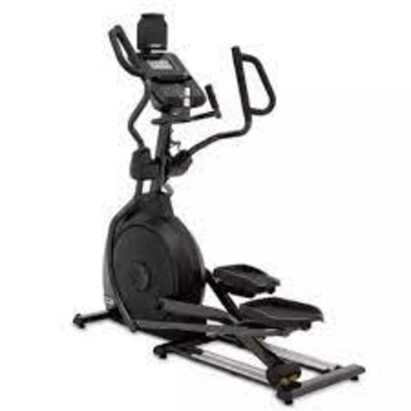 Spirit XE700 Light Commercial Elliptical