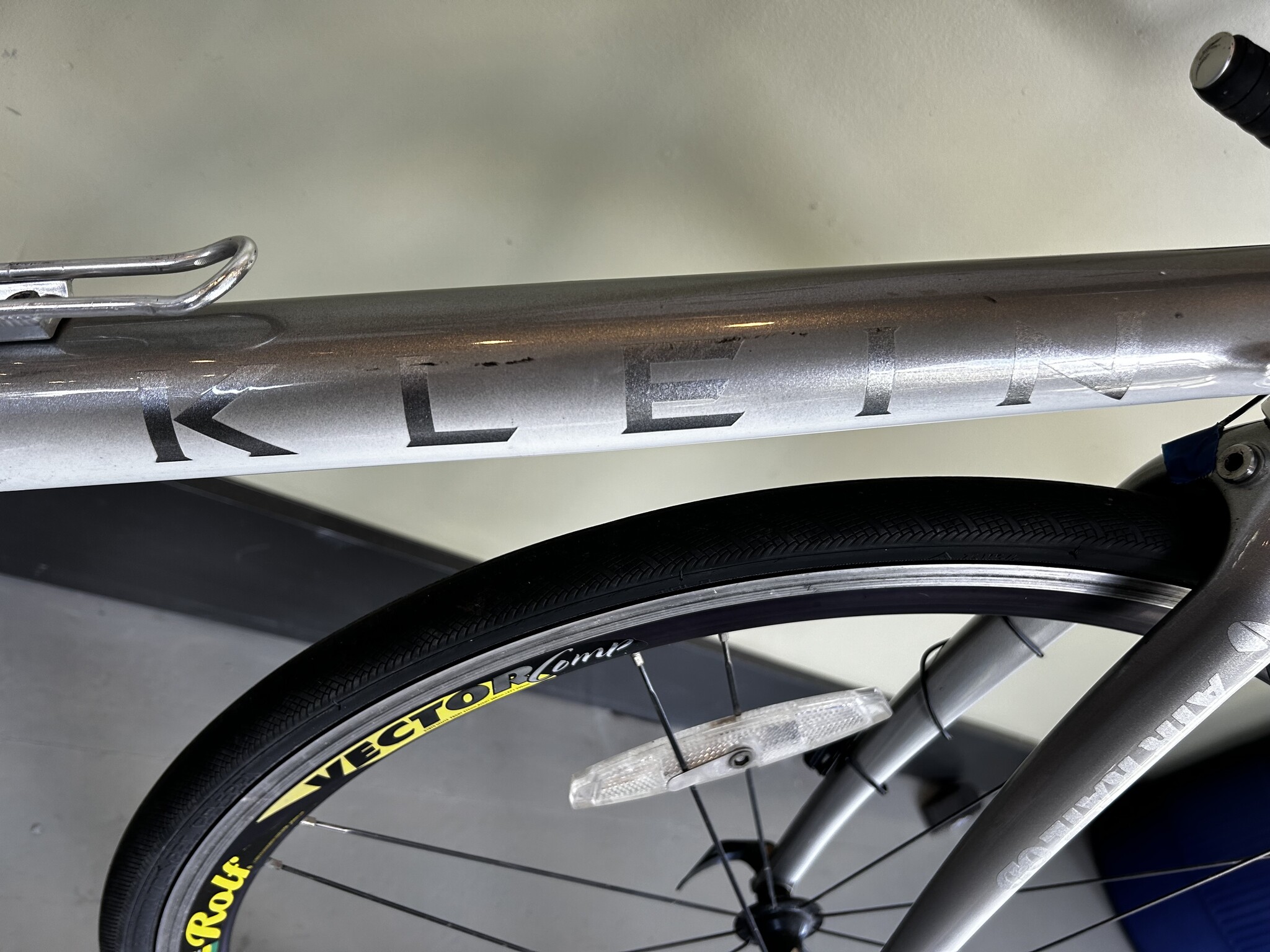 Fluid quantum road bike hotsell
