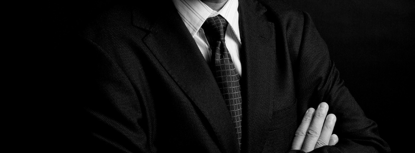 The Ultimate Guide to Wearing a Black Suit: When and How to Style It