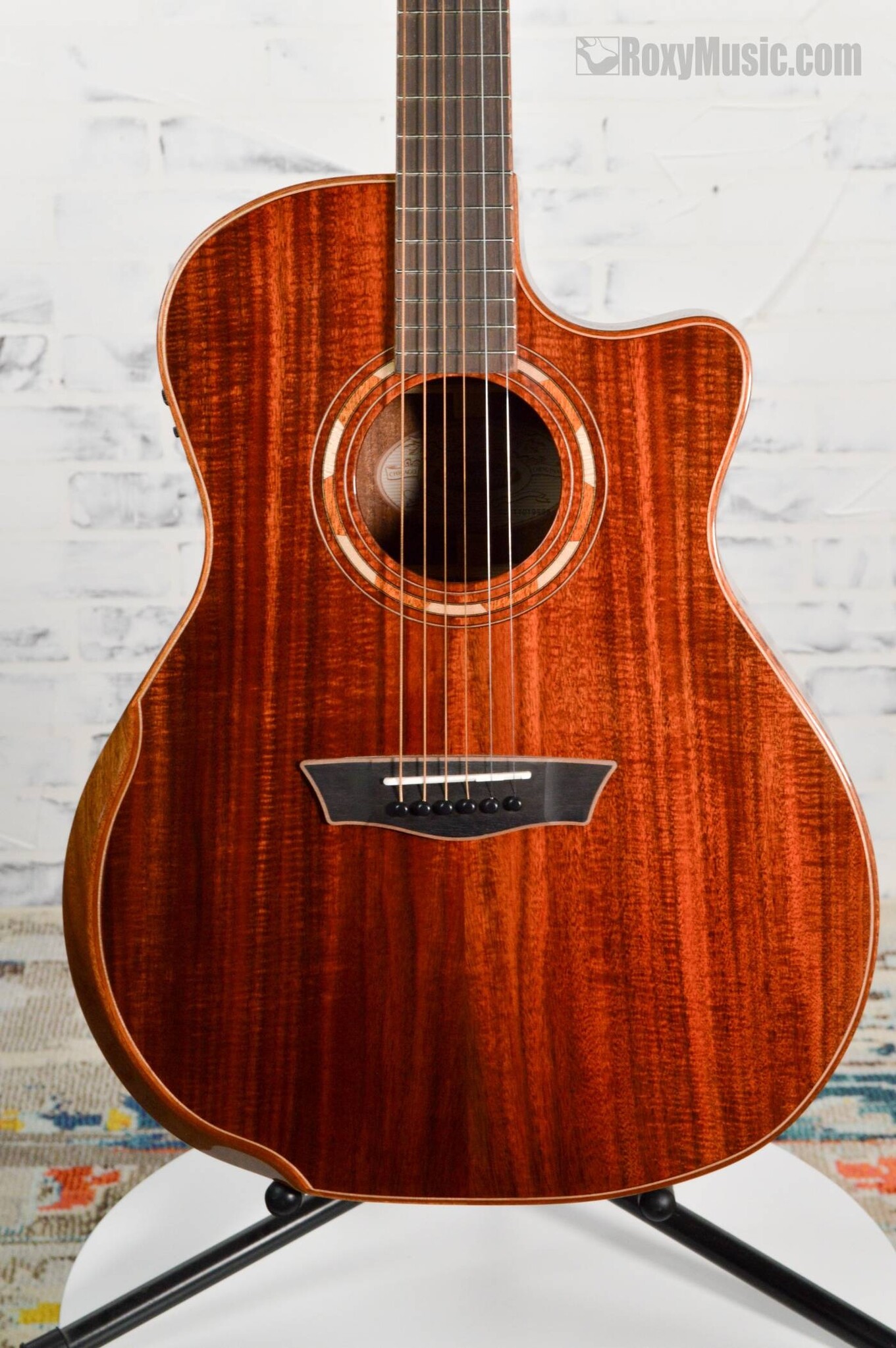washburn-wcg55ce-comfort-