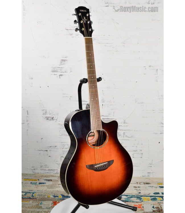 Thinline APX600 Acoustic Electric Guitar - Sunburst