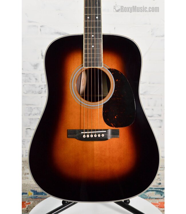 D35 35' Acoustic Guitar - Sunburst