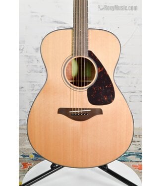 Yamaha FS800 Spruce Top Folk Acoustic Guitar