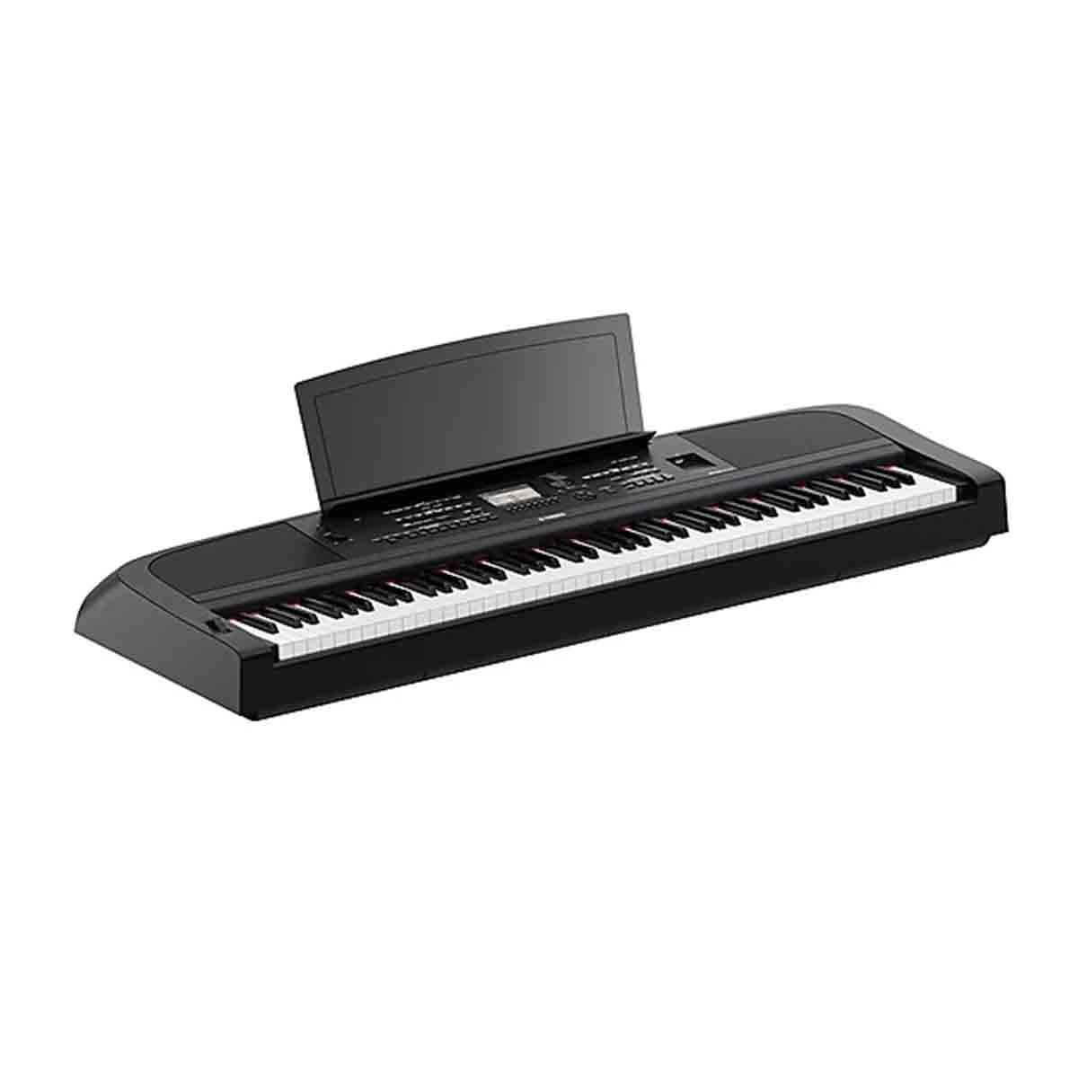 Yamaha DGX670 88-Key Portable Grand Piano With Adaptor