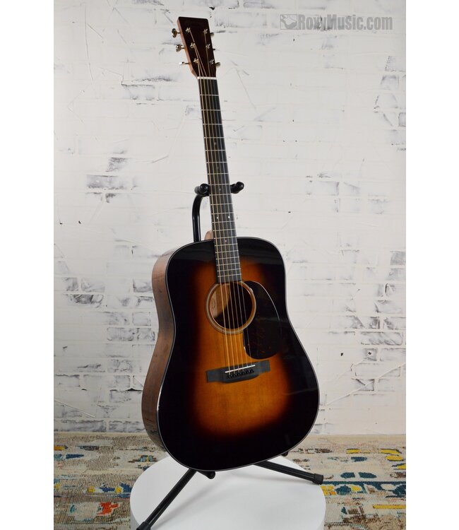 D-18 '35 Dreadnought Acoustic Guitar - Sunburst