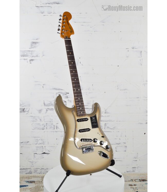 70th Anniversary Vintera II Antigua Stratocaster Electric Guitar With Case - Antigua