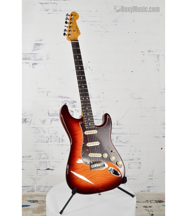 70th-Anniversary American Professional II Stratocaster Electric Guitar with Rosewood Fingerboard - Comet Burst