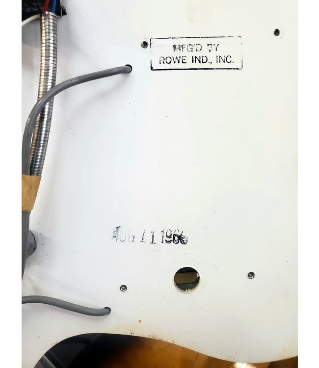 Vintage 1966 Harmony H15V Bobkat Electric Guitar w/Case