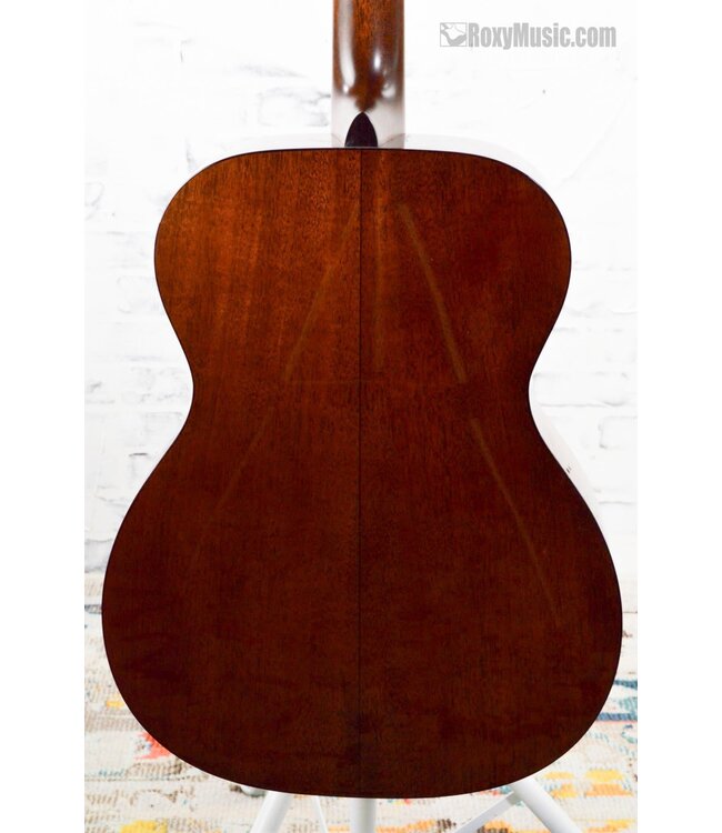 000-18 Modern Deluxe Acoustic Guitar - Natural