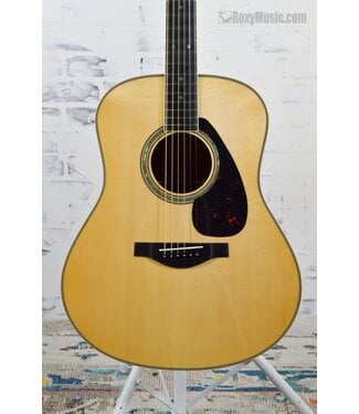 Yamaha LL16M ARE Original Jumbo - Natural