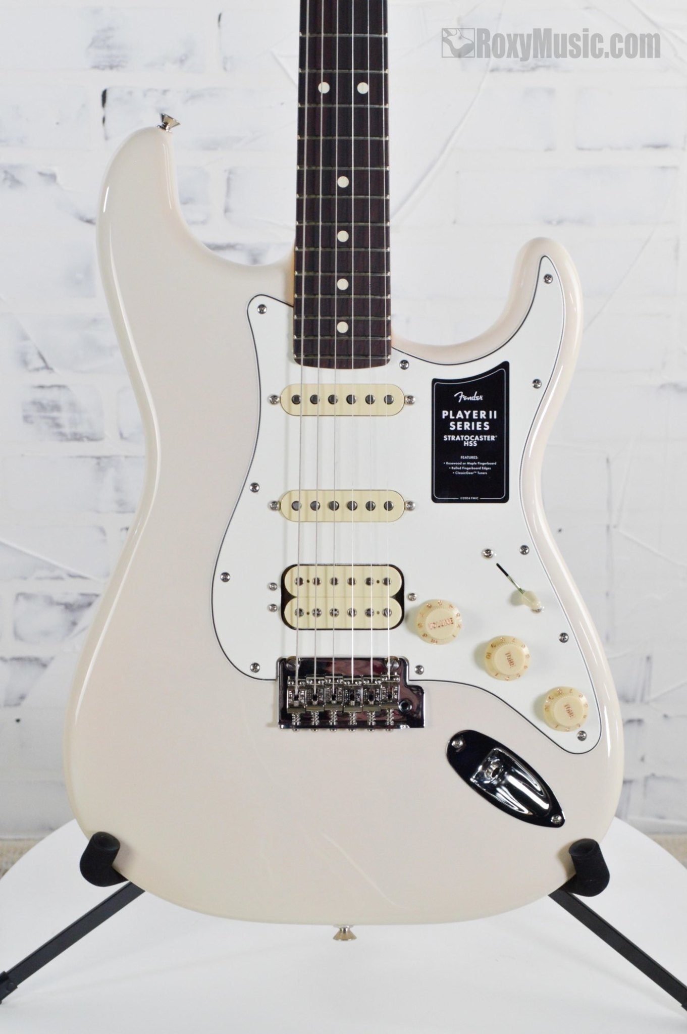 Fender Player II Stratocaster HSS Electric Guitar - White Fender Player II Stratocaster HSS Electric Guitar - White