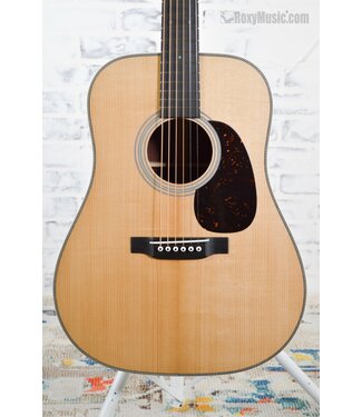 Martin D-28 Authentic 1937 VTS Acoustic Guitar