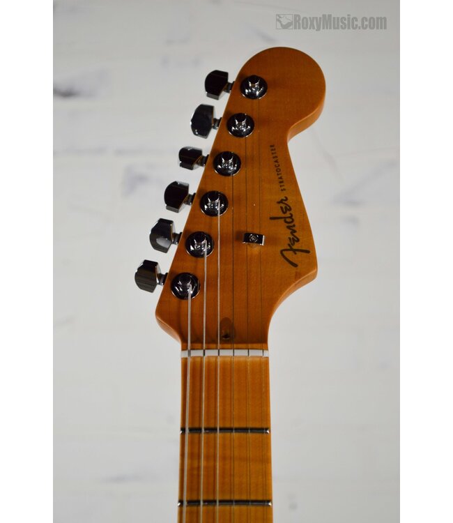 American Ultra II Stratocaster Electric Guitar - Avalanche, Maple Fingerboard