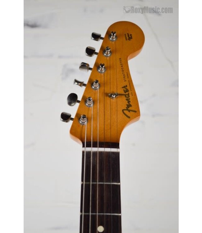 Vintera II Road Worn '60s Stratocaster Electric Guitar - Lake Placid Blue