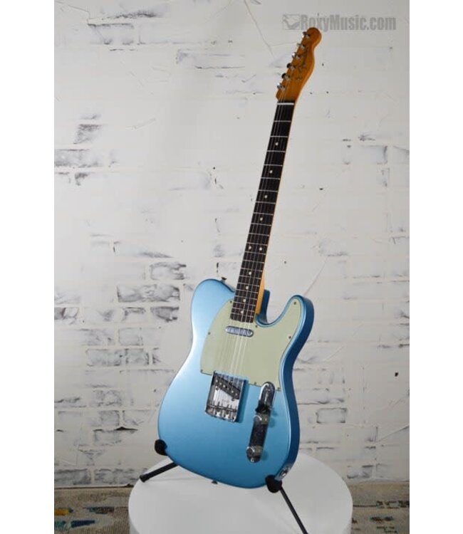 Vintera II Road Worn '60s Telecaster Electric Guitar - Lake Placid Blue