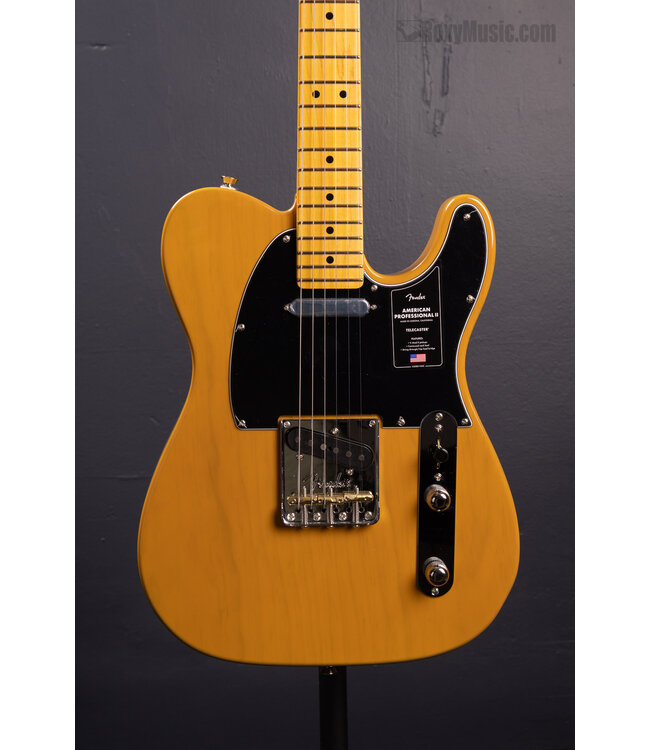 American Professional II Telecaster - Butterscotch Blonde with Maple Fingerboard