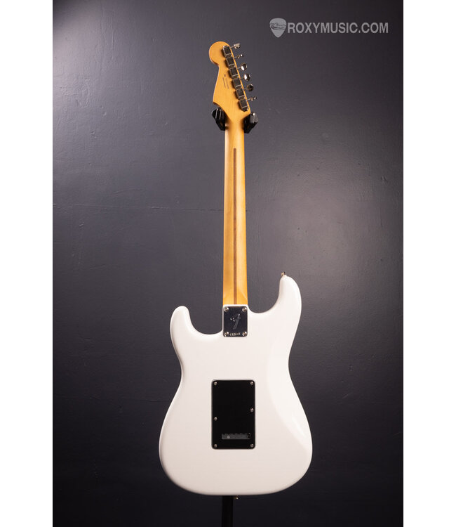 Player II Stratocaster Electric Guitar - Polar White with Rosewood Fingerboard