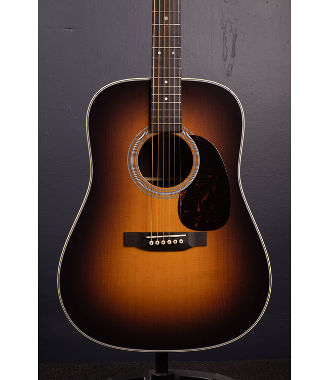D-28 Satin Standard Series Acoustic Guitar - Satin 1935 Sunburst (2025)