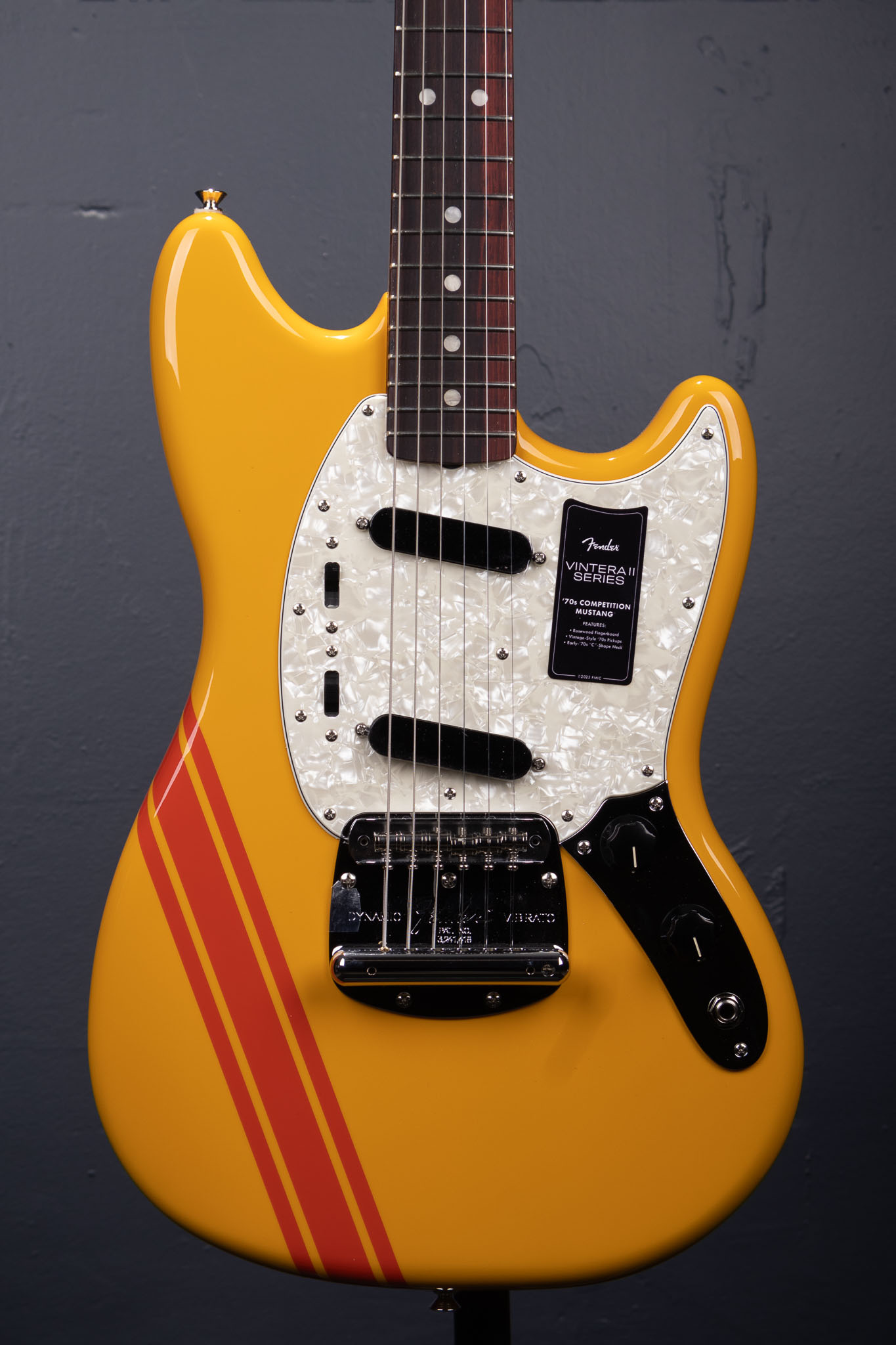 ギター Fender Vintera II 70s Mustang Fender Vintera II 70s Mustang Guitar with Gig Bag