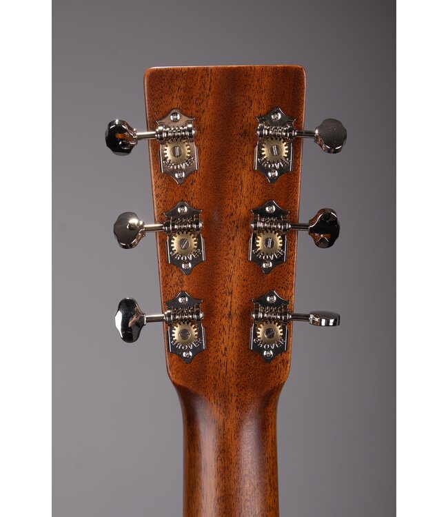 SC-18E Acoustic-electric Guitar - Aged Natural