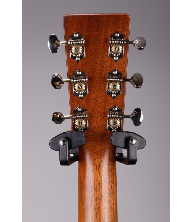 D-17 Standard Series Acoustic Guitar - Natural