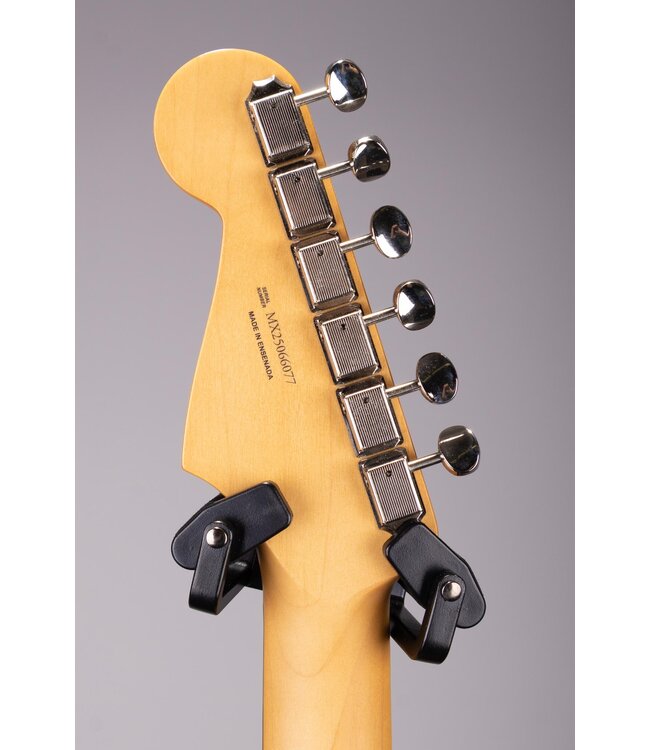 Player II Stratocaster Electric Guitar - Limited-edition Sparkle 3-color Sunburst