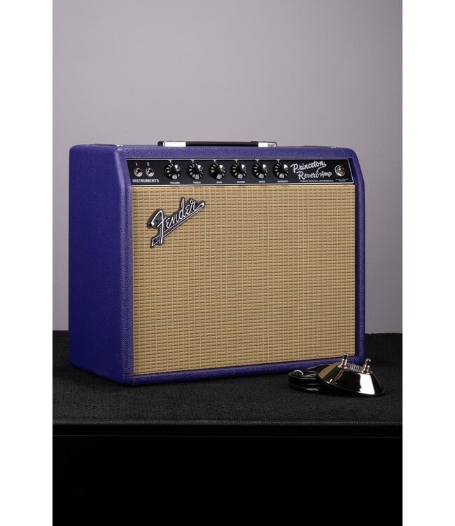 Fender Limited Edition '65 Princeton Reverb – Plum with Greenback 12" Speaker