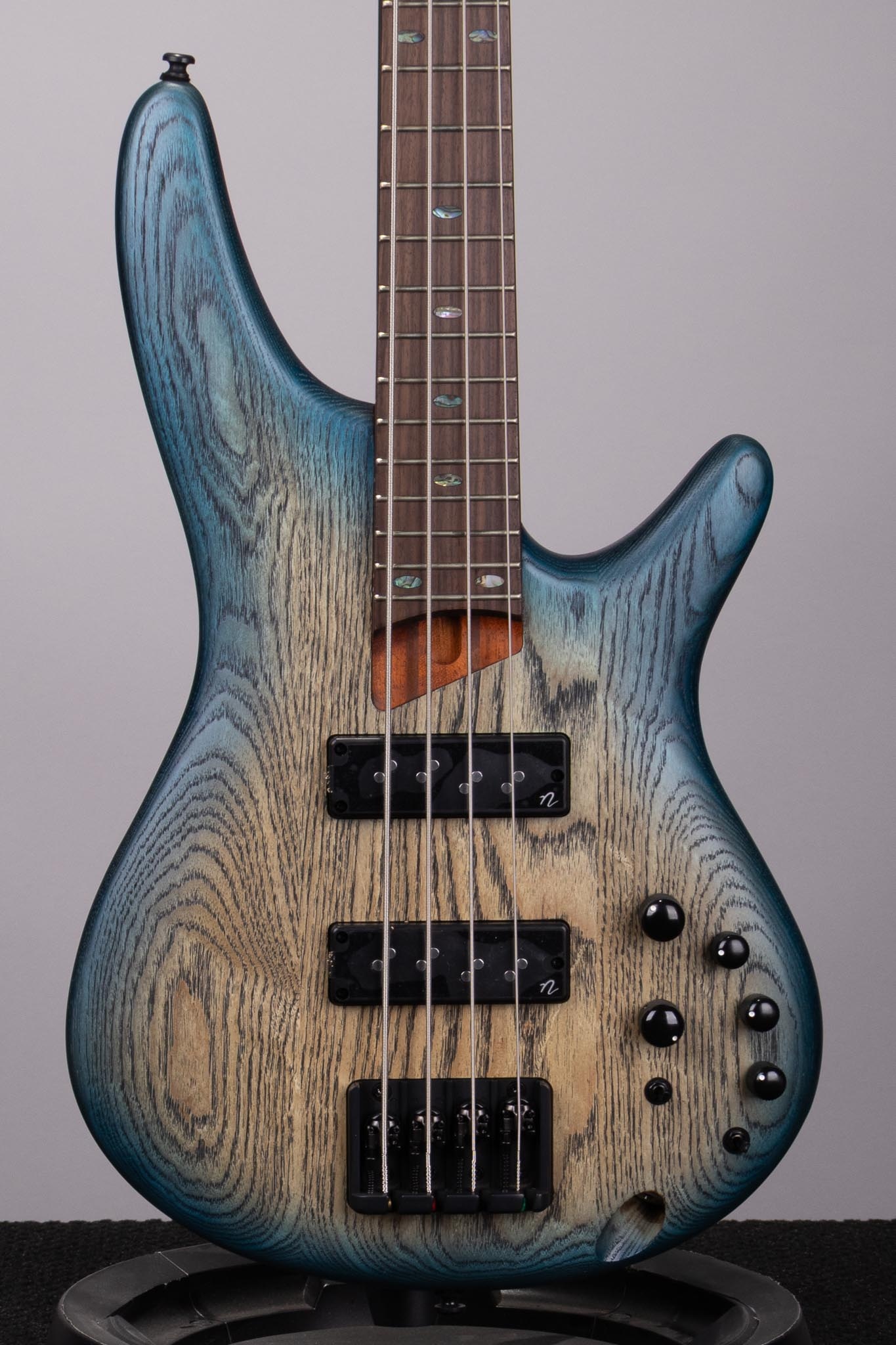 Ibanez SR600E Bass - Cosmic Blue Starburst Flat with Nordstrand