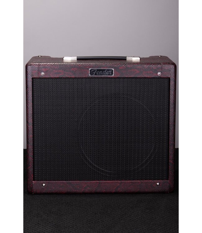 Fender Limited Edition Blues Junior IV Tube Combo Amp - Red Snakeskin, 15-watt with Footswitch