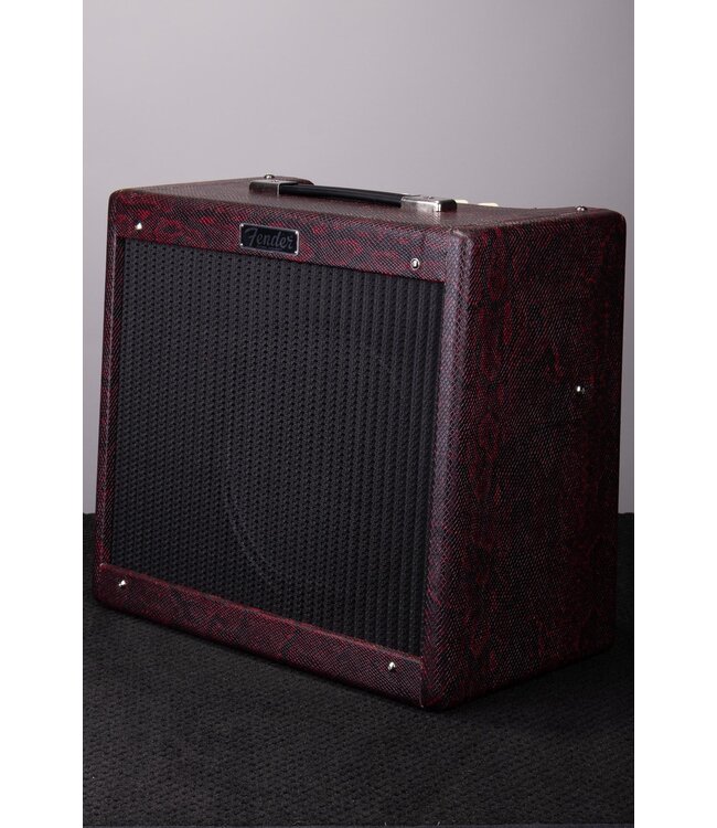 Fender Limited Edition Blues Junior IV Tube Combo Amp - Red Snakeskin, 15-watt with Footswitch