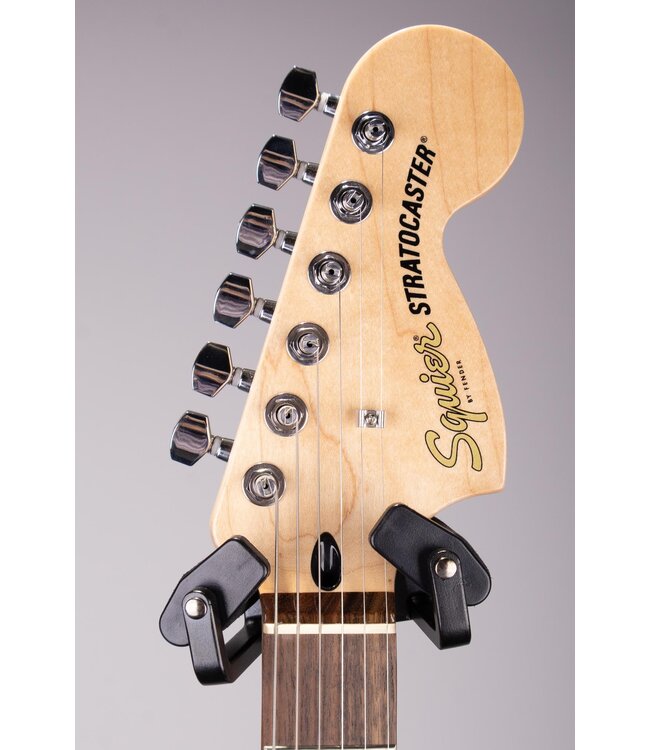 Squier Affinity Series Stratocaster - Black with Black Pearloid Pickguard, Laurel Fingerboard