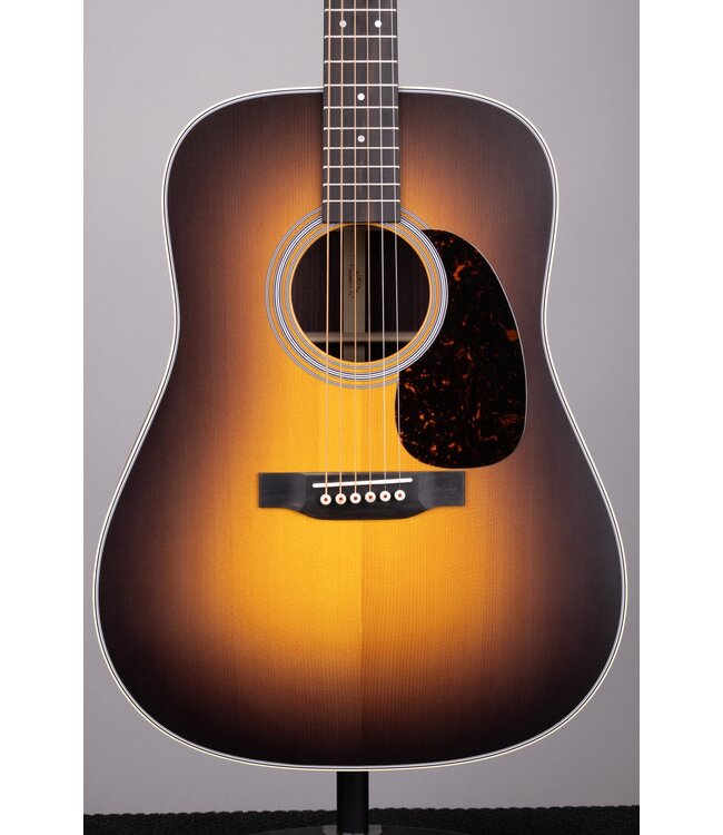D-28 Satin Standard Series Acoustic Guitar - Satin 1935 Sunburst (2025)
