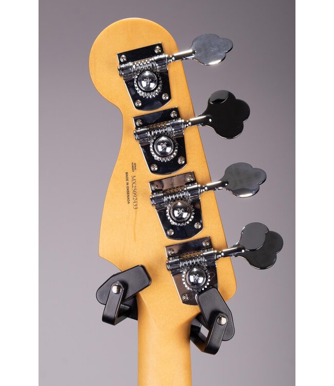 Fender Player II Jazz Bass - Rosewood Fingerboard, 3-Color Sunburst