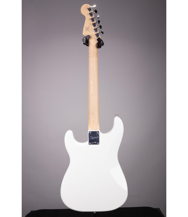Squier Sonic® Stratocaster® HT, Maple Fingerboard, Arctic White