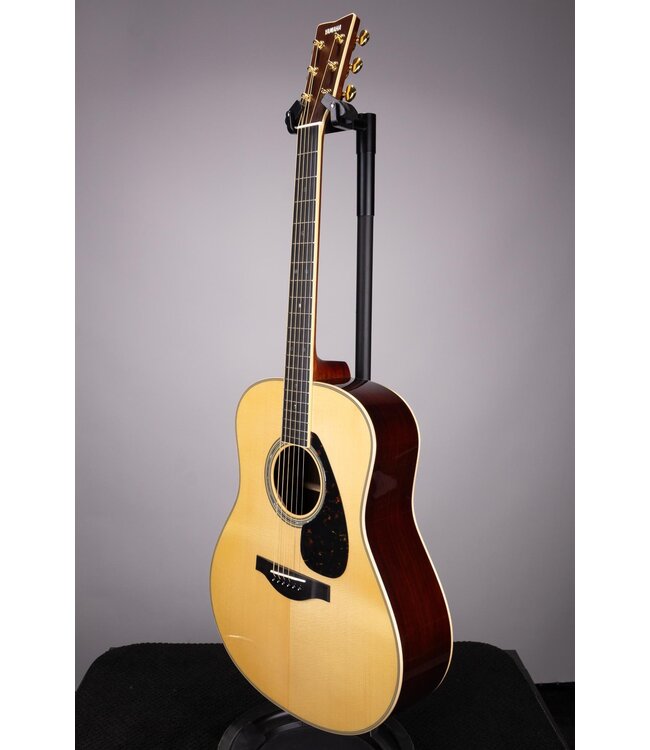 Yamaha LL16 ARE Acoustic-Electric Guitar - Natural, Solid Rosewood Back & Sides