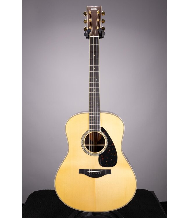 Yamaha LL16 ARE Acoustic-Electric Guitar - Natural, Solid Rosewood Back & Sides